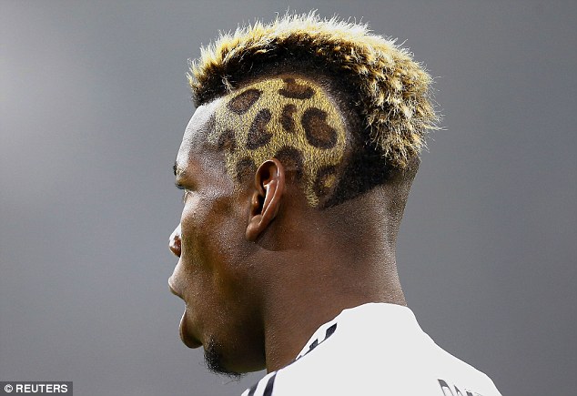 Pogba lại khiến fan ngã ngửa với kiểu đầu cực chất chơi - Ảnh 1.