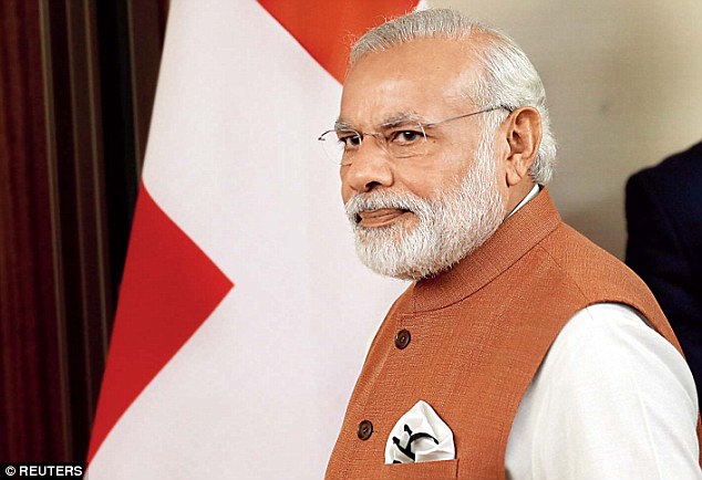 Sau nắng n&oacute;ng 51 độ C, gần trăm người Ấn Độ lại thiệt mạng v&igrave; bị s&eacute;t đ&aacute;nh - Ảnh 3.