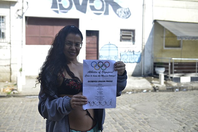 Đại hạ giá dịch vụ mua dâm mùa Olympic Rio 2016 - Ảnh 1.