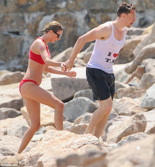 Sau 1 tháng hẹn hò, Tom Hiddleston đã lên kế hoạch cầu hôn Taylor Swift? - Ảnh 2.