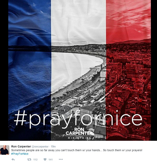 Khi Pháp tràn ngập đau thương, cả thế giới đều hashtag #PrayForNice để sát cánh cùng người dân Pháp - Ảnh 8.