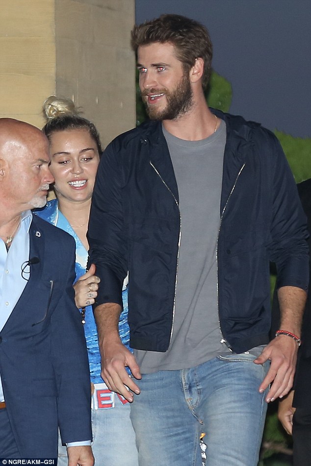 Giản dị và không ồn ào, Miley và Liam vẫn hạnh phúc đến đáng ghen tị! - Ảnh 3.