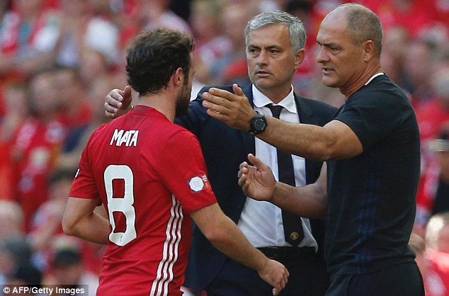 Mourinho giải thích lý do làm nhục Juan Mata - Ảnh 4.