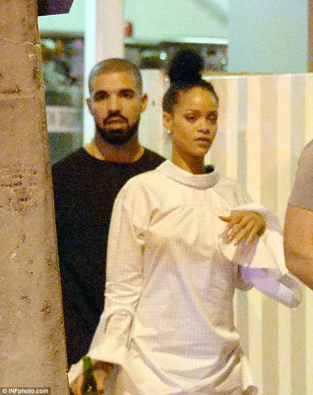 Vừa thoát friendzone sau 7 năm, Drake đã mong có em bé với Rihanna? - Ảnh 2.