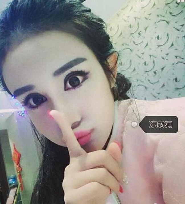 Quá khứ xinh đẹp của cô gái mặt rắn đang khiến mạng xã hội châu Á xôn xao - Ảnh 24.