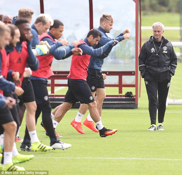 L&yacute; do kh&oacute; tin khiến Mourinho lo sợ Man City - Ảnh 4.