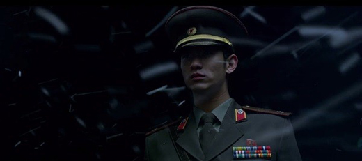 Còn hàng chục quân nhân bụi bặm của màn ảnh Hàn “hơn đứt” Song Joong Ki - Ảnh 38.