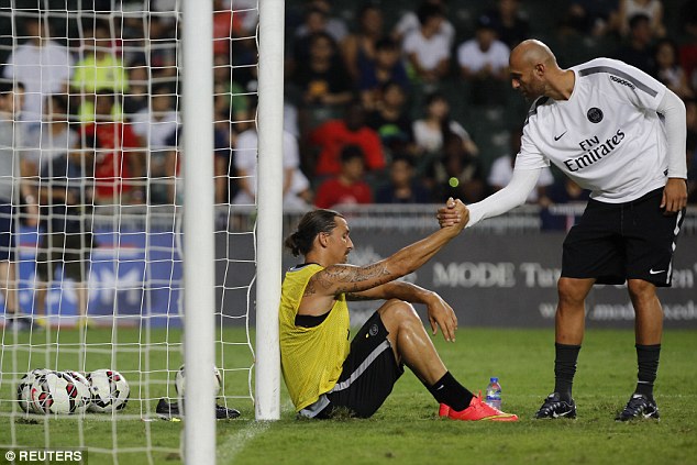 Người b&iacute; ẩn gi&uacute;p Ibrahimovic trường sinh tr&ecirc;n s&acirc;n b&oacute;ng - Ảnh 2.