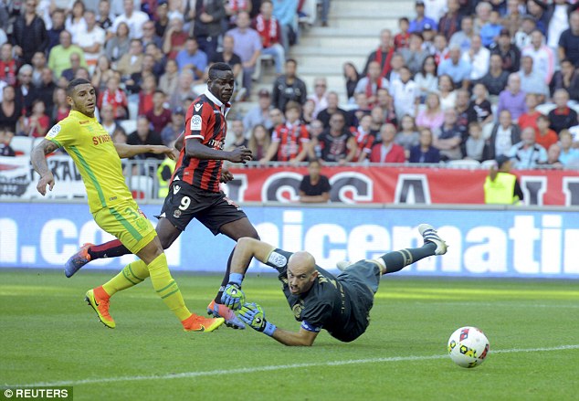 Balotelli ghi bàn đẳng cấp, Nice tiếp tục bay cao ở Ligue 1 - Ảnh 3.