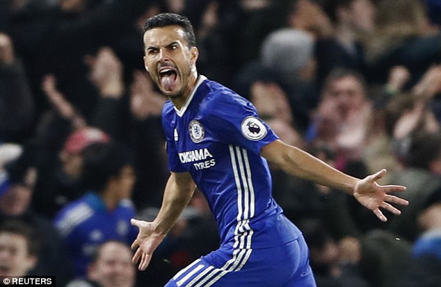 Pedro, khoảnh khắc thiên tài xoay chuyển derby London - Ảnh 1.