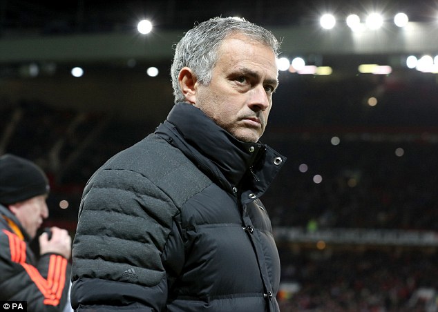 Giấu tài khoản bí mật, Mourinho sắp bị điều tra trốn thuế - Ảnh 2.