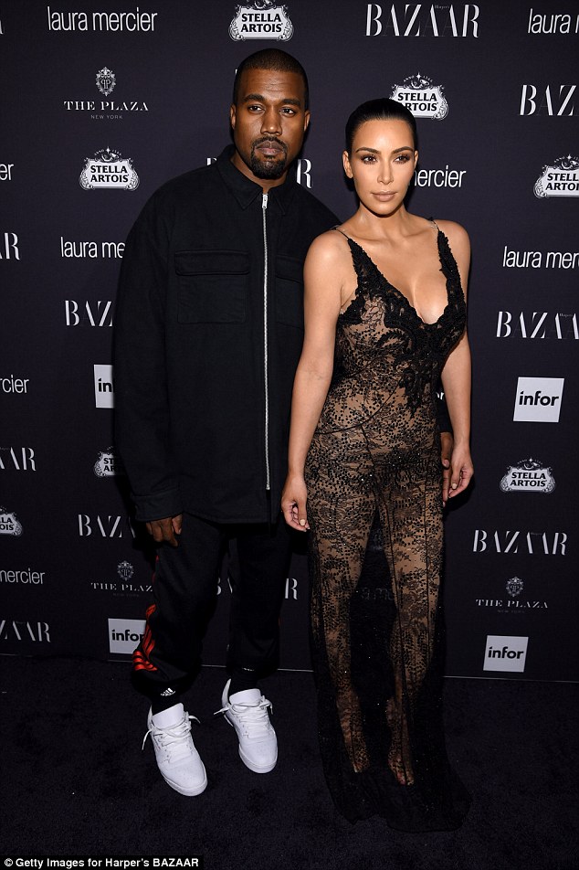 Kanye đang khó khăn, Kim Kardashian lại muốn ly hôn và giành quyền nuôi 2 con? - Ảnh 1.