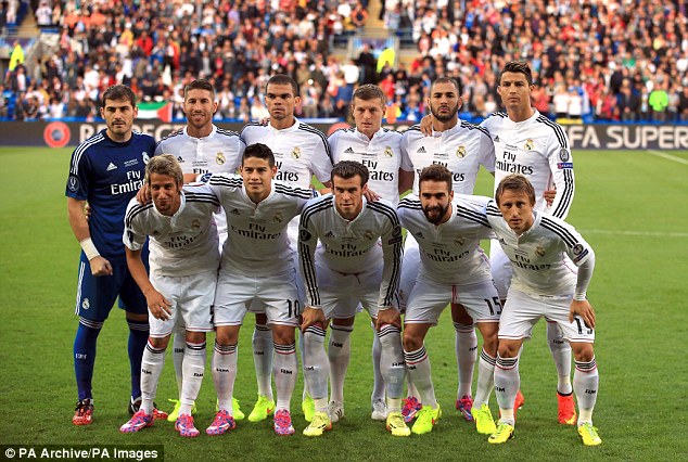Bí kíp của Ronaldo để có tấm ảnh chụp nhóm hoàn hảo nhất - Ảnh 3.