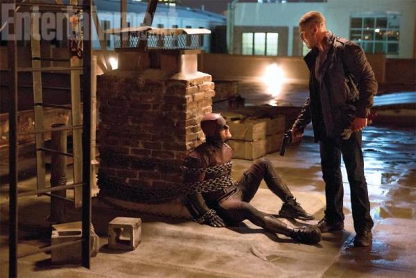 Marvel vs DC: “Daredevil” mùa thứ 2 sẽ đối đầu với “Batman v Superman” - Ảnh 5.