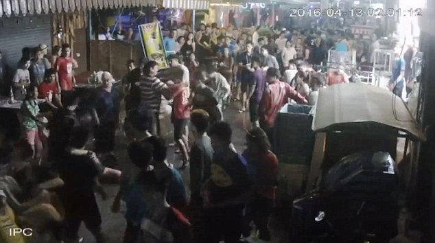 Th&aacute;i Lan: Cả gia đ&igrave;nh người Anh bị nh&oacute;m c&ocirc;n đồ đ&aacute;nh bất tỉnh tại khu nghỉ dưỡng nổi tiếng - Ảnh 5.