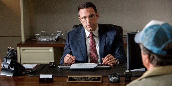 Cởi áo Người Dơi, Ben Affleck hóa sát thủ tự kỷ trong The Accountant - Ảnh 4.