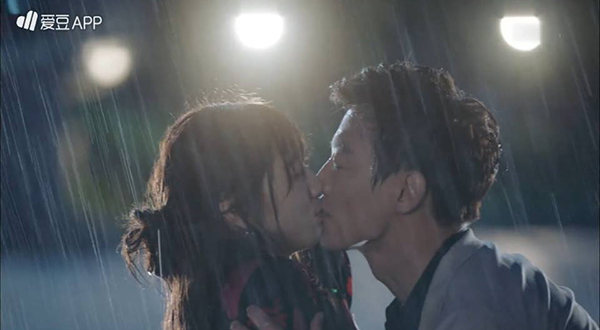 Đêm Giáng Sinh, cùng ngắm 10 nụ hôn của màn ảnh Hàn năm 2016 từng khiến bạn rung rinh - Ảnh 6.
