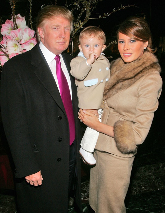 Con trai út cực điển trai của ông Donald Trump cũng là nhân vật hot không kém trong ngày hôm nay - Ảnh 7.