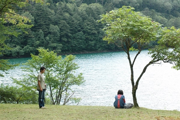 Nức lòng những khoảnh khắc lãng mạn mùa xuân đẹp mê ly trên màn ảnh Nhật - Ảnh 44.