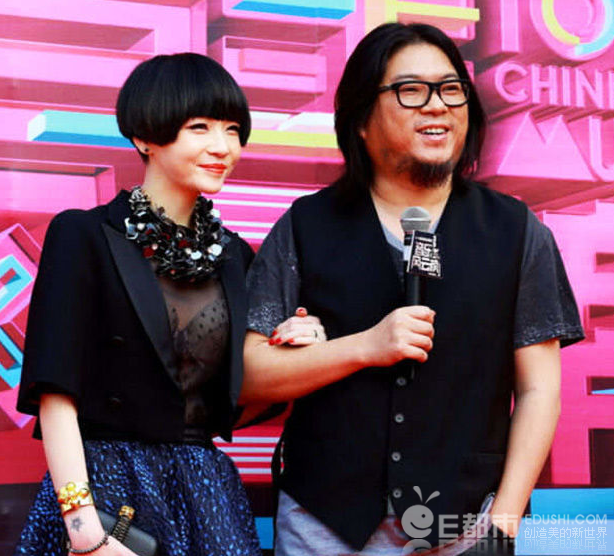 Chuyện t&igrave;nh y&ecirc;u showbiz Hoa ngữ: T&igrave;nh cũ của người n&agrave;y trở th&agrave;nh nửa kia của kẻ kh&aacute;c - Ảnh 1.