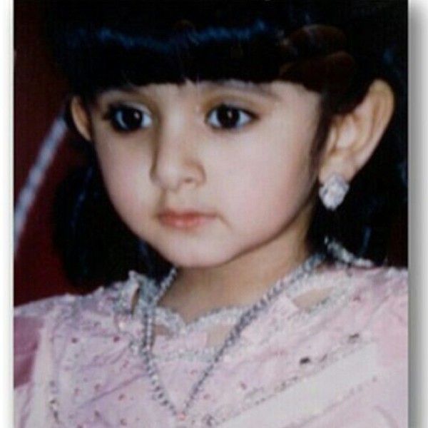 Vẻ xinh đẹp quyến rũ khi trưởng thành của những nàng công chúa Dubai nhỏ xíu ngày nào - Ảnh 17.