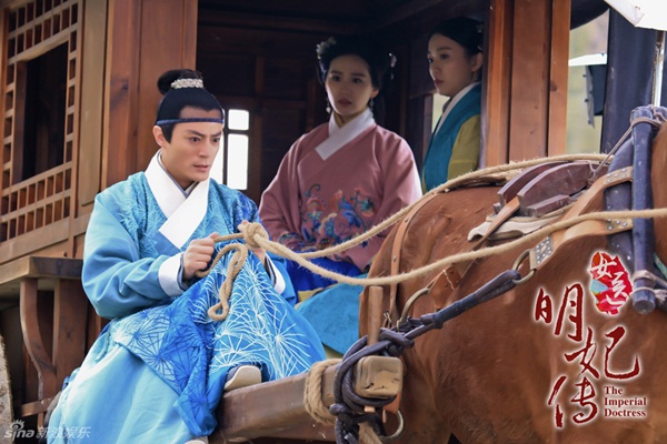 Fan tố Nữ Y Minh Phi Truyện đạo trang phục từ phim cổ trang Hàn Quốc - Ảnh 5.