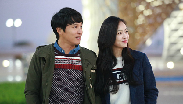“Cô Nàng Ngổ Ngáo 2”: Cha Tae Hyun chấp nhận hứng gạch vì Victoria f(x) - Ảnh 5.