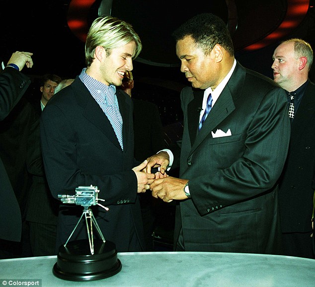 David Beckham lặng lẽ tham dự lễ viếng huyền thoại quyền Anh Muhammad Ali - Ảnh 5.