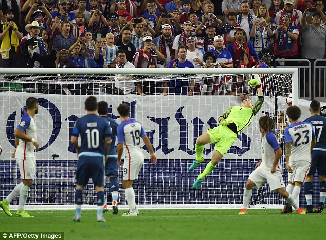 Messi lập siêu phẩm, Argentina hiên ngang vào chung kết Copa America 2016 - Ảnh 7.