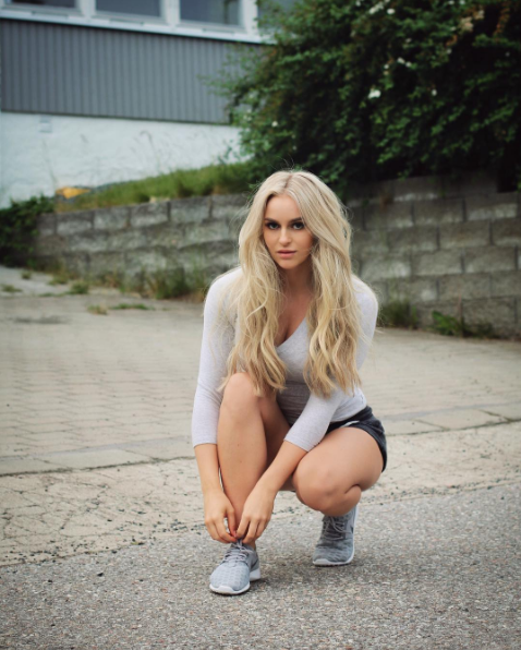 Cô gái trở thành hot girl phòng gym với 2,8 triệu fan nhờ ngoại hình quá hoàn hảo - Ảnh 7. Cô gái trở thành hot girl phòng gym với 2,8 triệu fan nhờ ngoại hình quá hoàn hảo - Ảnh 7.