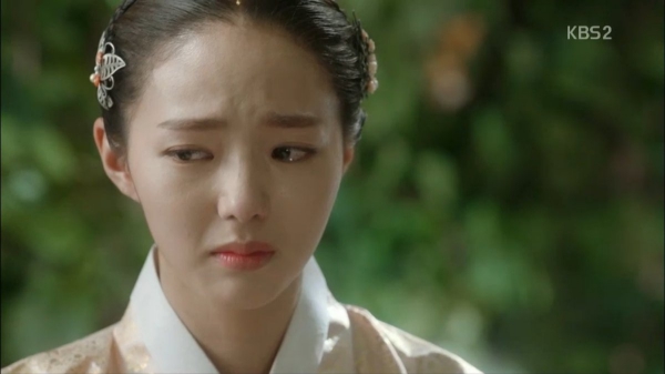 “Moonlight”: Người yêu vừa bỏ đi chưa lâu, Thế tử Park Bo Gum lại bị ép hôn - Ảnh 5.