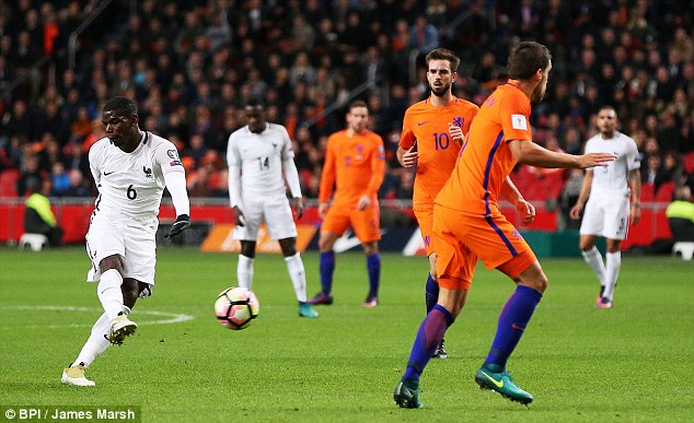 Bom tấn Paul Pogba n&atilde; đại b&aacute;c, Ph&aacute;p hạ gục H&agrave; Lan - Ảnh 7.