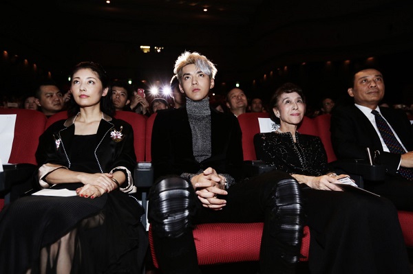 Netizen tranh cãi nảy lửa khi Ngô Diệc Phàm “rinh” giải Nam diễn viên xuất sắc nhất - Ảnh 5.