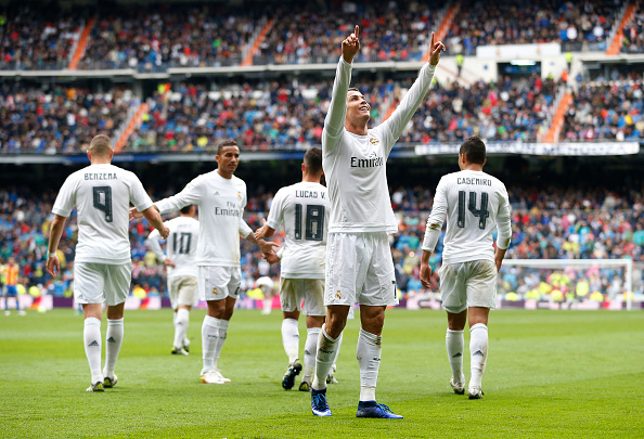 Ronaldo nhận danh hiệu Cầu thủ khỏe nhất Real Madrid - Ảnh 3.
