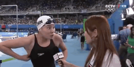Mu&ocirc;n vẻ biểu cảm kh&oacute; đỡ của nữ VĐV nh&iacute; nhảnh nhất Olympic Rio 2016 - Ảnh 1.