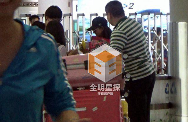Gà cưng của Vu Chính Dương Dung lộ ảnh đã có bạn trai? - Ảnh 1.