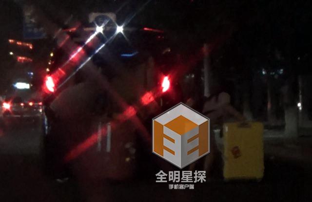 Gà cưng của Vu Chính Dương Dung lộ ảnh đã có bạn trai? - Ảnh 9.