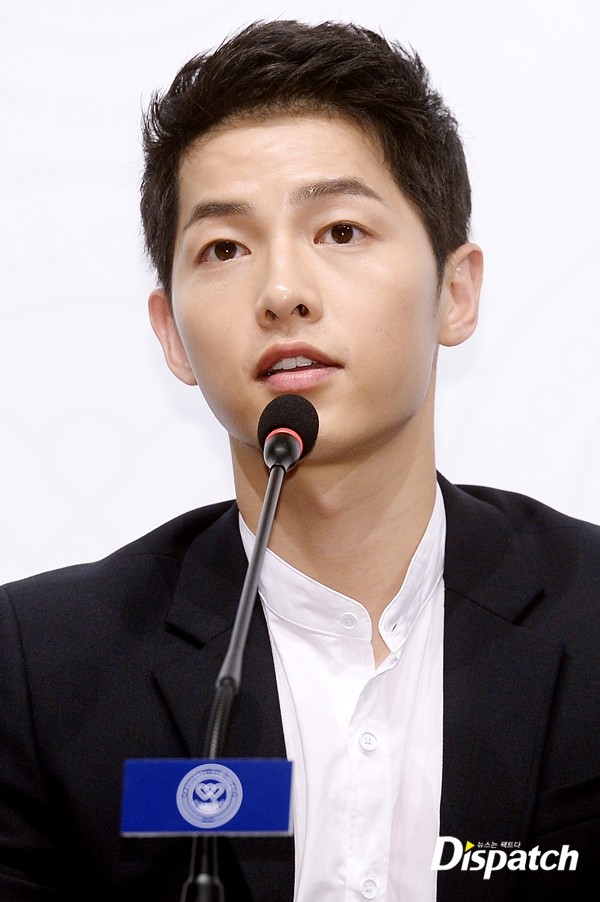 Đây chính là bí quyết giúp Song Joong Ki có làn da mịn màng hơn cả con gái - Ảnh 6.