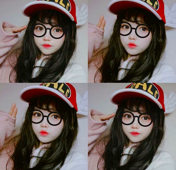 Bạn có đoán được cô gái trong những tấm hình này bao nhiêu tuổi không? - Ảnh 1.
