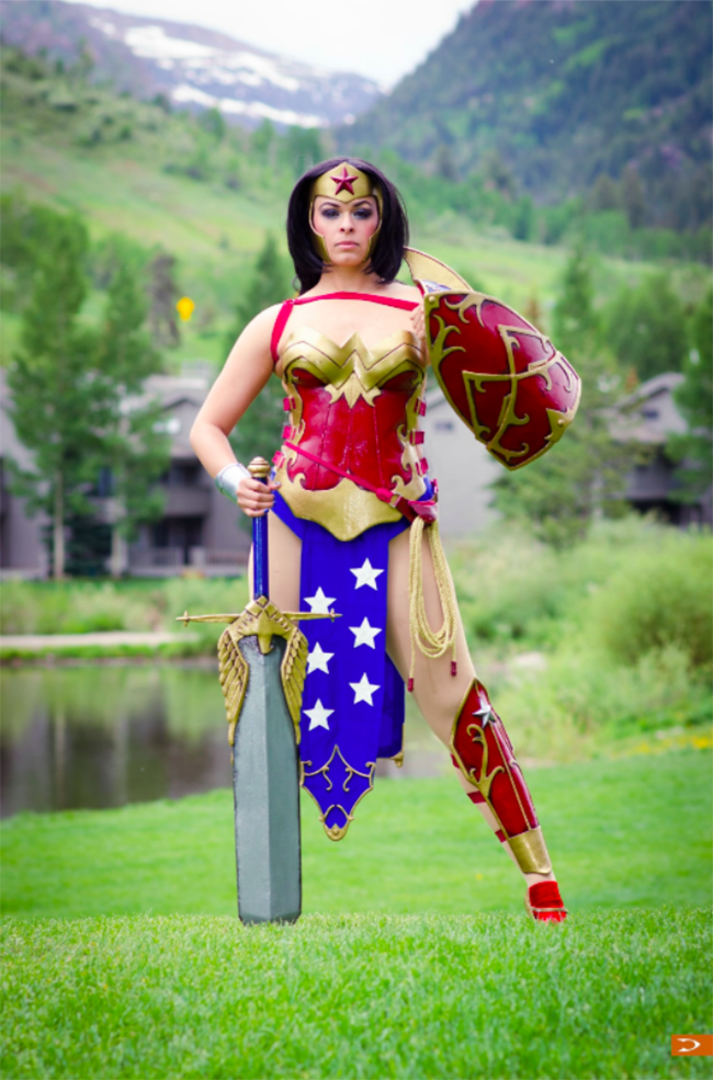 18 tác phẩm cosplay Wonder Woman còn ấn tượng hơn cả trong phim - Ảnh 12.