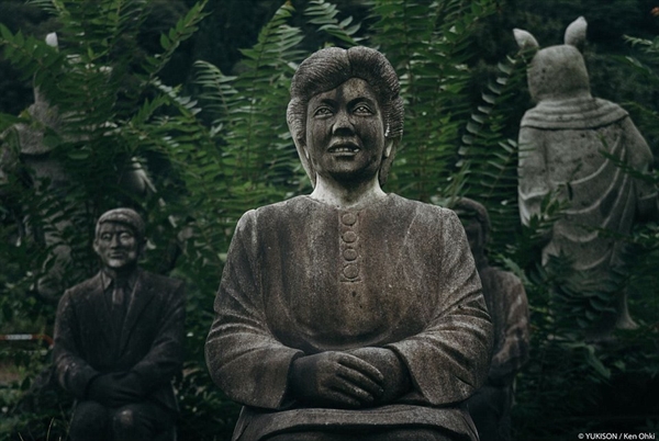 Nỗi ám ảnh từ những bức tượng biết đi tại công viên ma Nhật Bản - Ảnh 7.