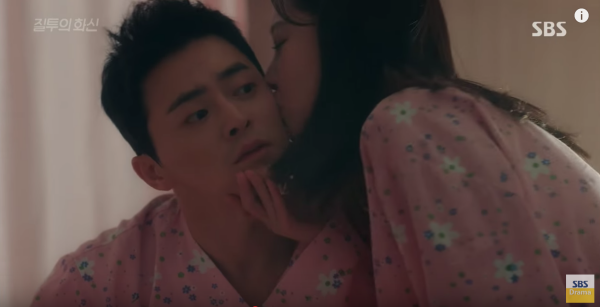 “Jealousy Incarnate”: Jo Jung Suk mạnh dạn tấn công Gong Hyo Jin bằng nụ hôn thứ hai - Ảnh 6.