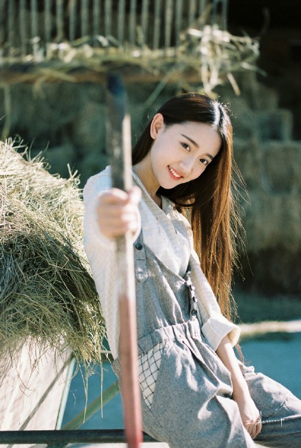 Bộ ảnh cô thôn nữ vô danh đang gây sốt trên Weibo - Ảnh 7.