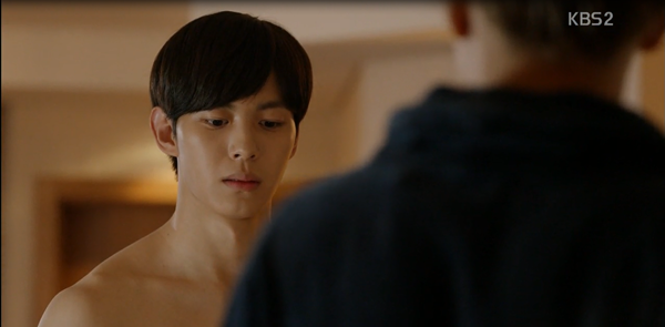 Lee Hyun Woo mở màn “Moorim School” với cảnh khoe thân “bỏng mắt” - Ảnh 7.