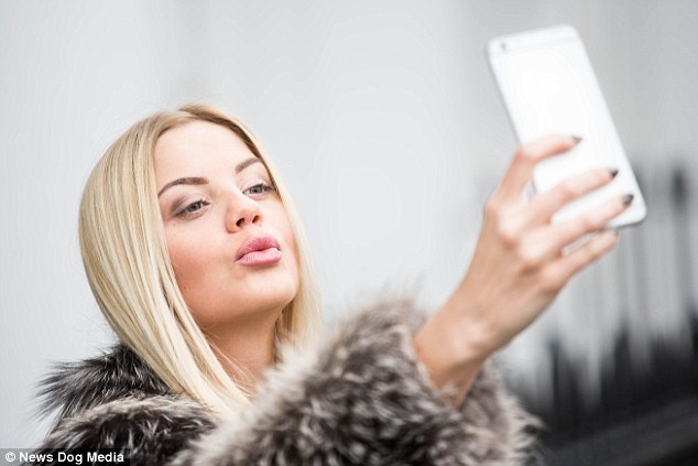 Cho&aacute;ng với th&uacute; ti&ecirc;u x&agrave;i của tiểu thư nh&agrave; gi&agrave;u tự thấy m&igrave;nh qu&aacute; đẹp, kh&ocirc;ng th&iacute;ch hợp đi l&agrave;m - Ảnh 7.