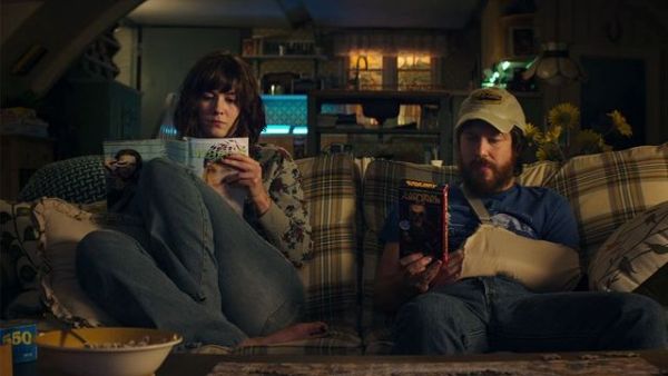 Điểm mặt những Easter Eggs thú vị trong tác phẩm kinh dị 10 Cloverfield Lane - Ảnh 7.