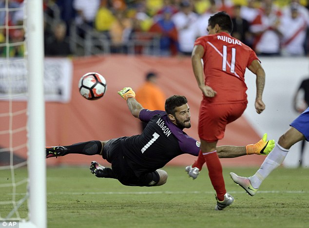 Sốc: Bàn thắng bẩn khiến Brazil chia tay Copa America 2016 từ vòng đấu bảng - Ảnh 8.