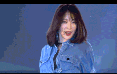 Những khoảnh khắc ấn tượng tại đ&ecirc;m đại nhạc hội Kpop - Ảnh 6.