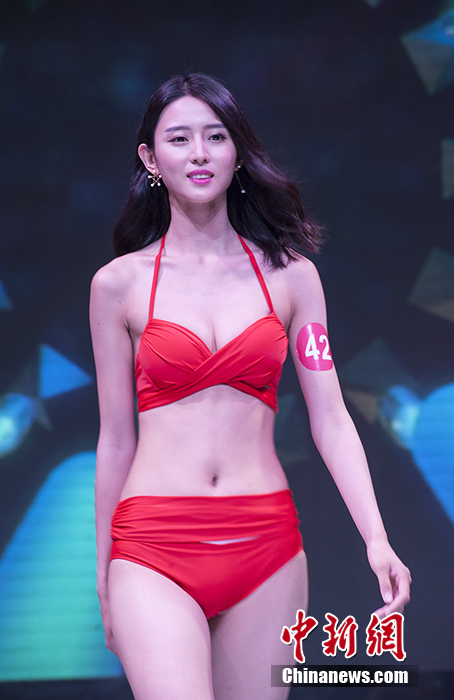 Nhan sắc thí sinh Hoa hậu Hoàn vũ Trung Quốc 2016 vấp phải nhiều phản ứng trái chiều - Ảnh 12.