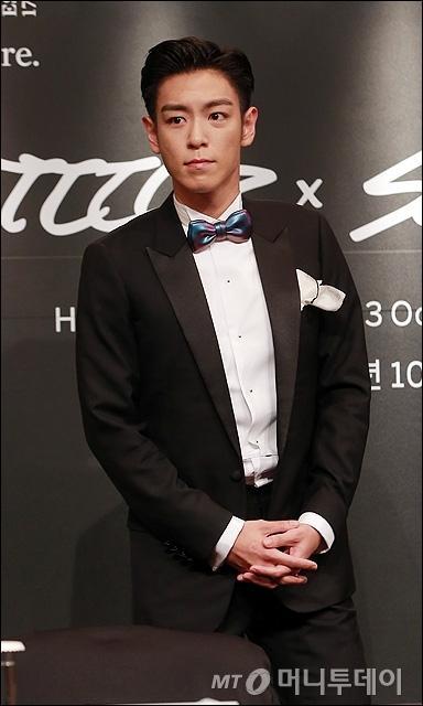 T.O.P (Big Bang) tiều tụy, xuống sắc rõ rệt sau vụ việc bị fan cuồng Trung Quốc quấy rối - Ảnh 4.